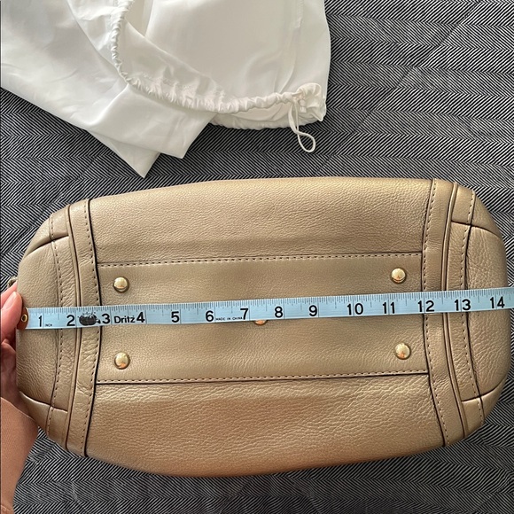 Gucci Leather Shoulder Bag - Picture 8 of 12